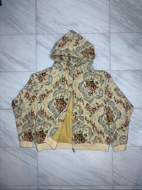 Floral Tapestry Zip Hoodie in Cream and Gold